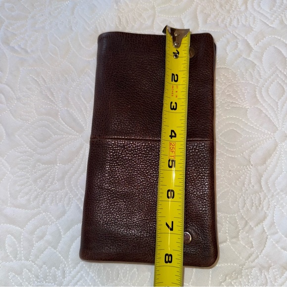 Latico Textured Brown Leather Terry Wallet Multi Card - Picture 5 of 11